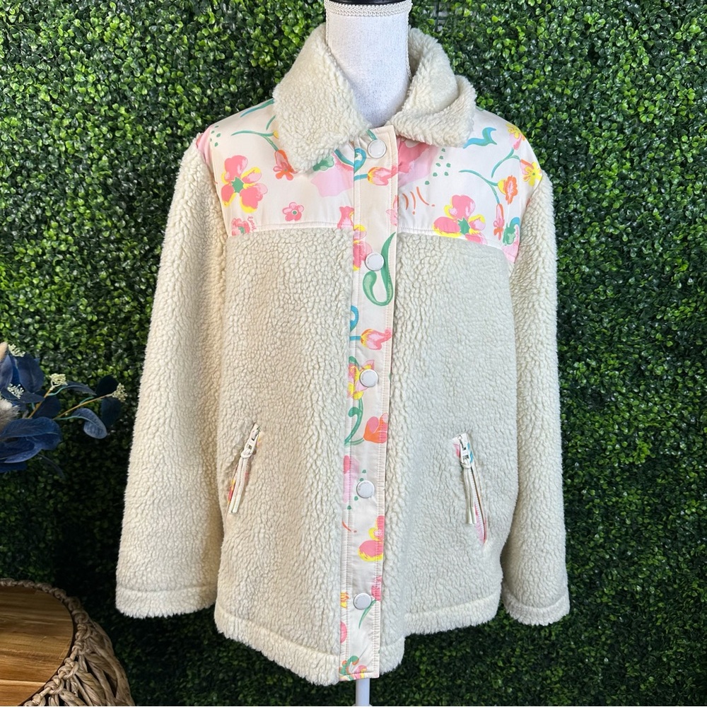 Nwt‎ Coach  Sherpa floral Jacket